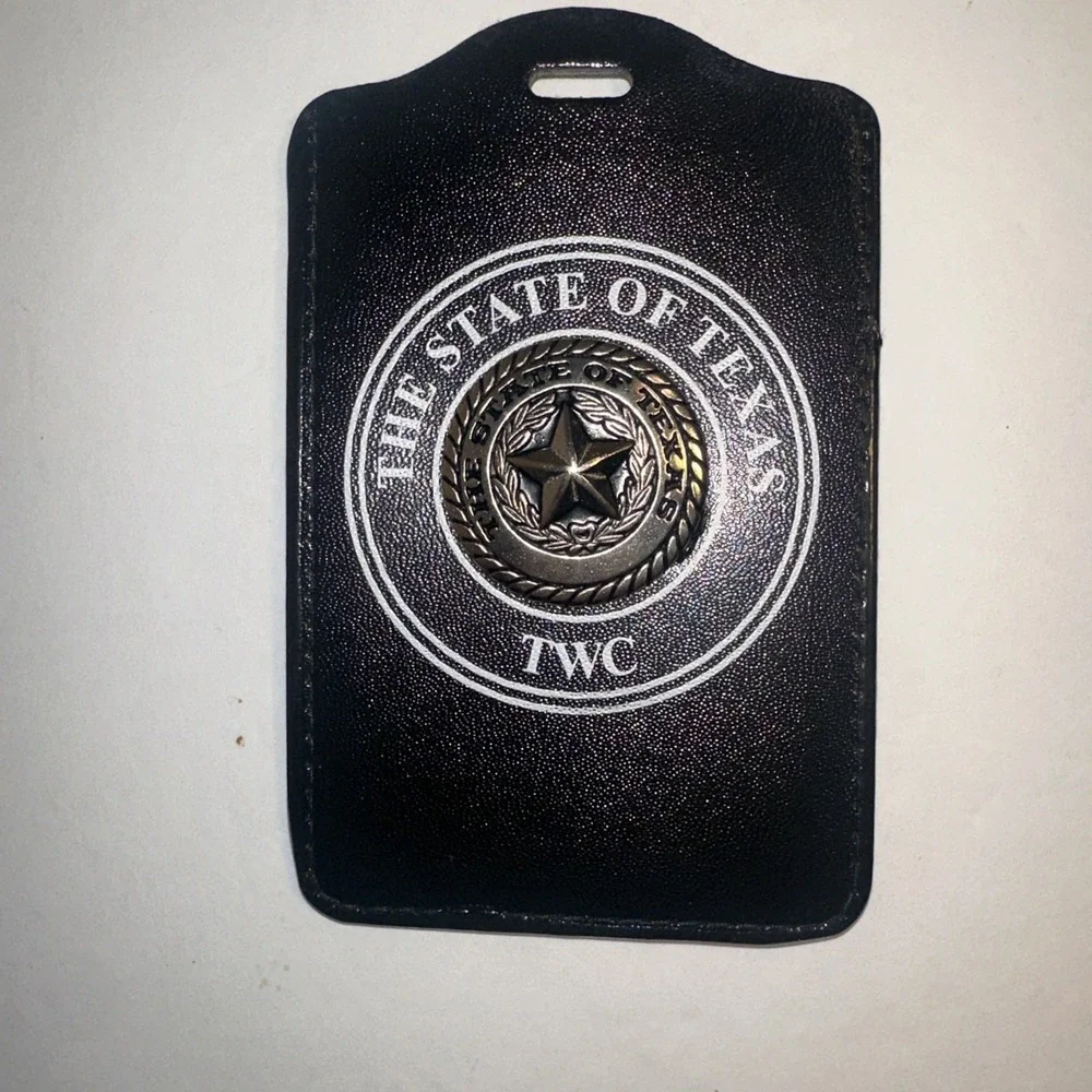 Vertical ID Card TWC Badge Holder NEW